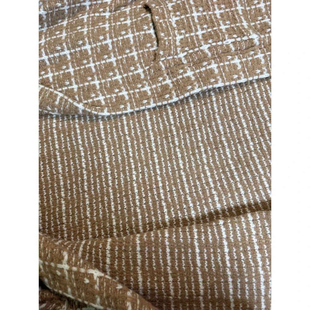 NWT Lulus Size Medium Cozy Conditions Tan White Knit Plaid Coatigan Pockets - Picture 7 of 11